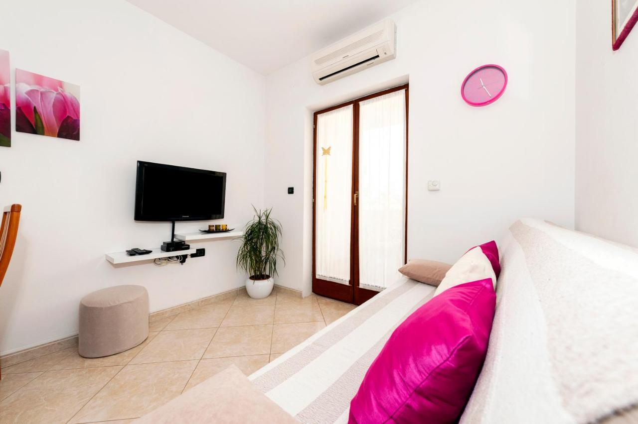 Apartment Lea *
